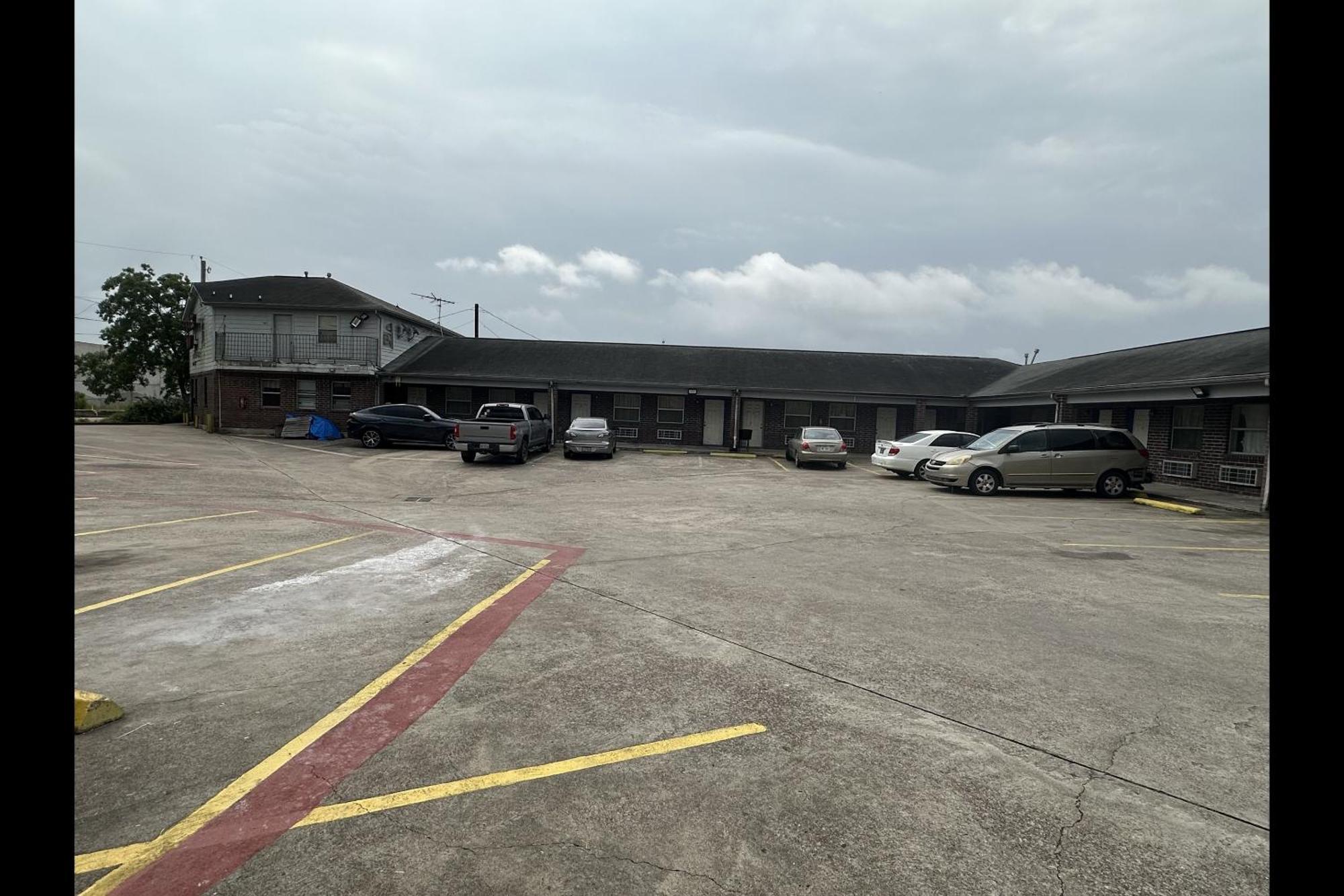 Travel Inn By Oyo La Marque Texas City I-45 Extérieur photo